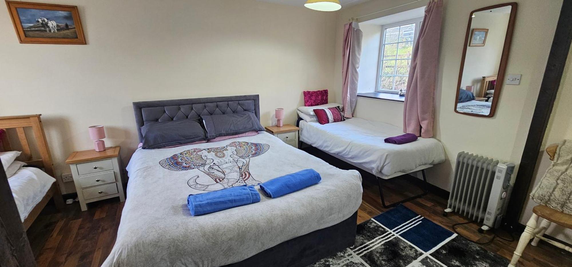 No 4 Trelawney Apartment - Onsite Bar - Restaurant - Horse Riding Menheniot Exterior photo